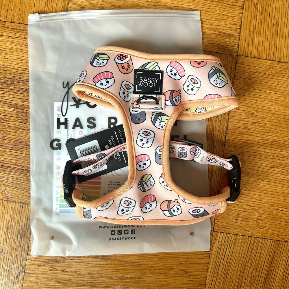 Sassy Woof Reversible Dog Harness - size M - Sushi/Dim Sum Print